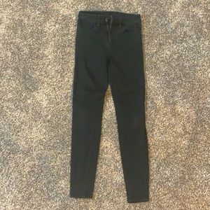 Black skinny jeans